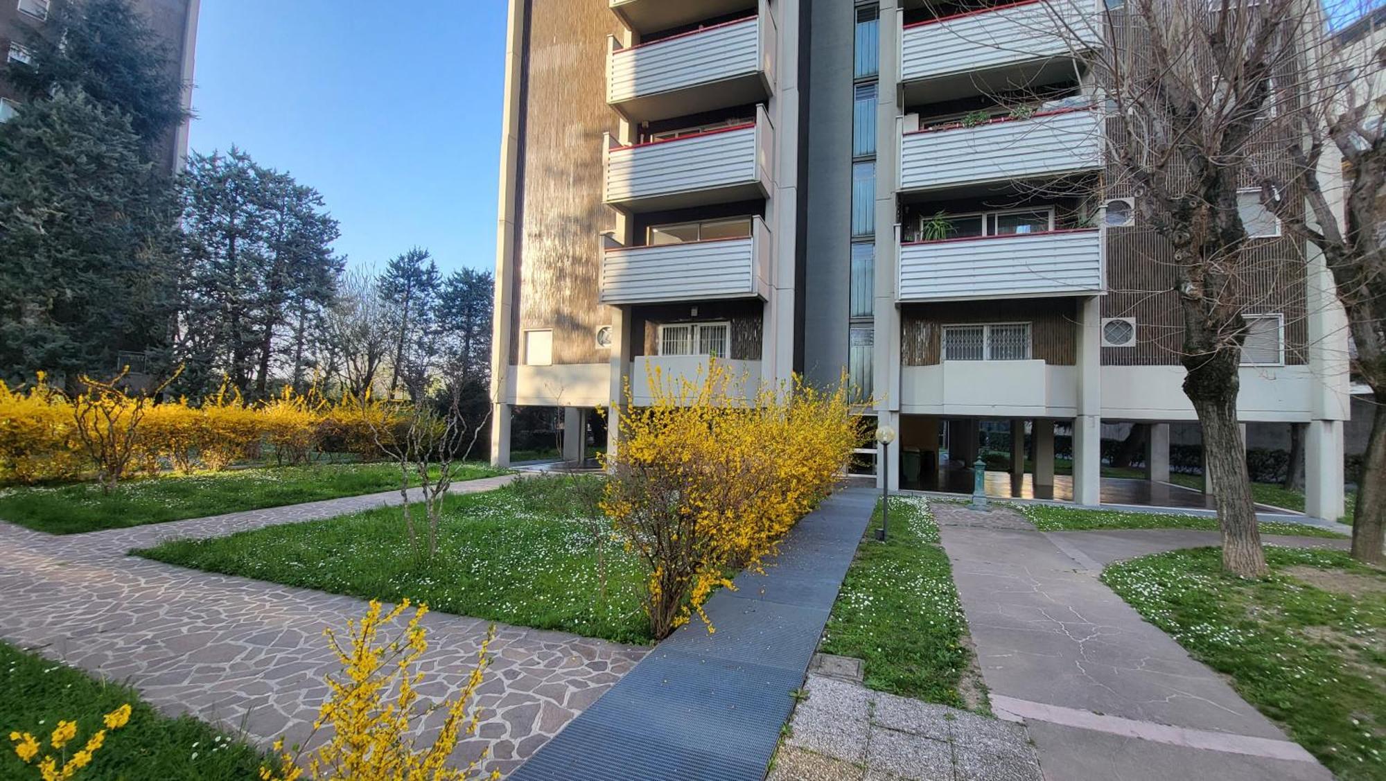 Toma Apartment Trilocale Moderno Per Max 6 Persone Milaan Buitenkant foto